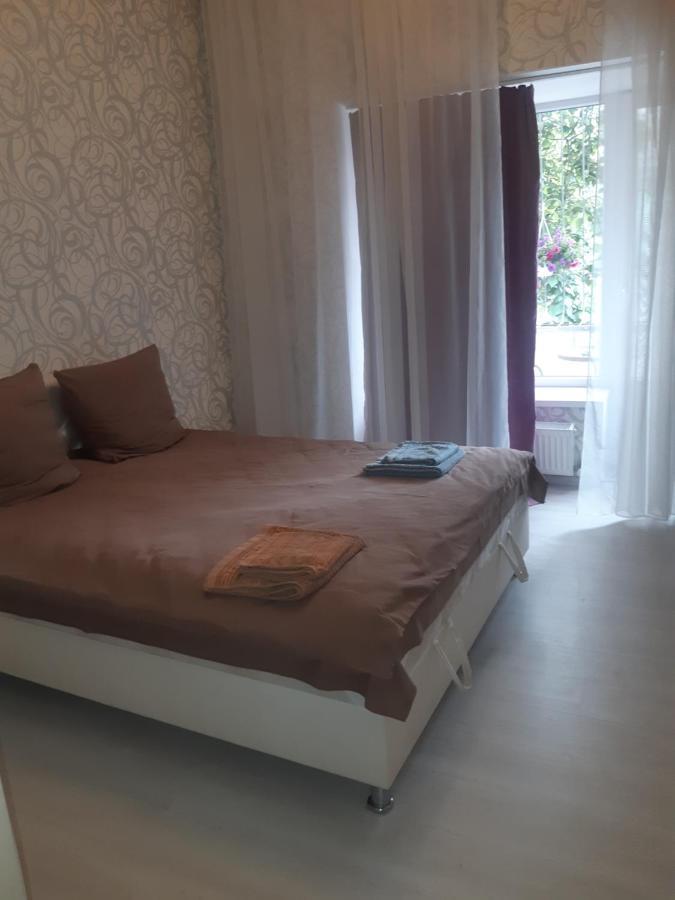 75 Katerynyns'Ka Street Apartment โอเดสซา ภายนอก รูปภาพ